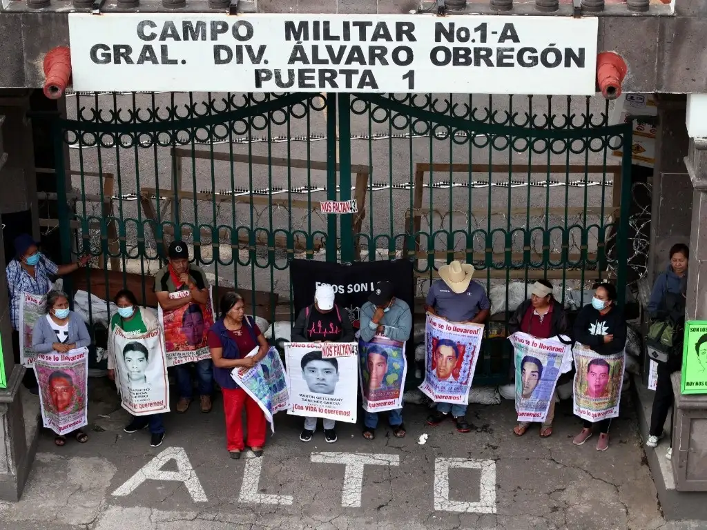 Confirman prisión para militares por caso Ayotzinapa