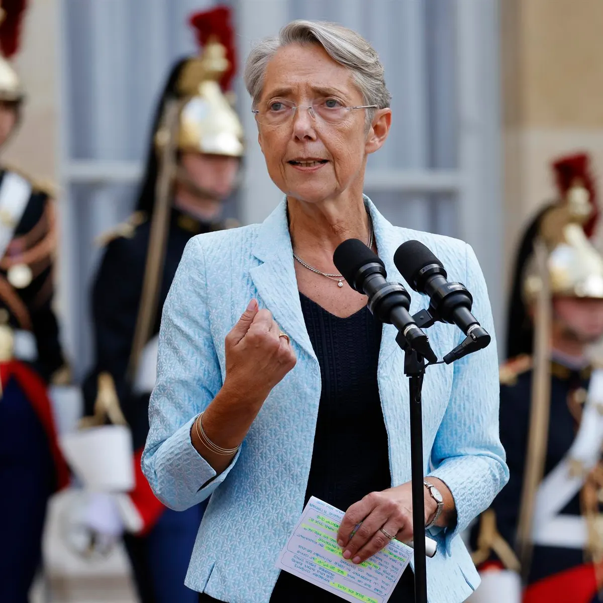 Dimite la Primera Ministra de Francia Dimite la Primera Ministra de Francia