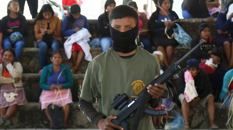 Investiga Fiscalía de Guerrero por caso de niños posando con armas