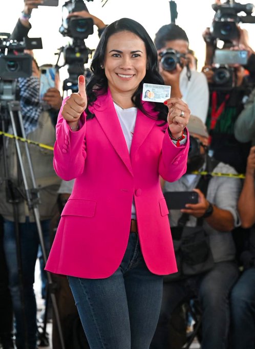 Se “baja” Alejandra del Moral de candidatura a diputada federal