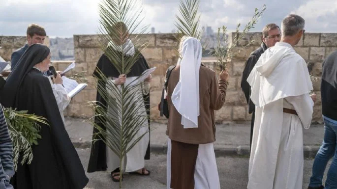 Celebran cristianos “Domingo de Ramos” en Jerusalén