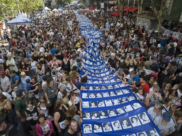 Histórica marcha por “La Verdad y Justicia” en Argentina