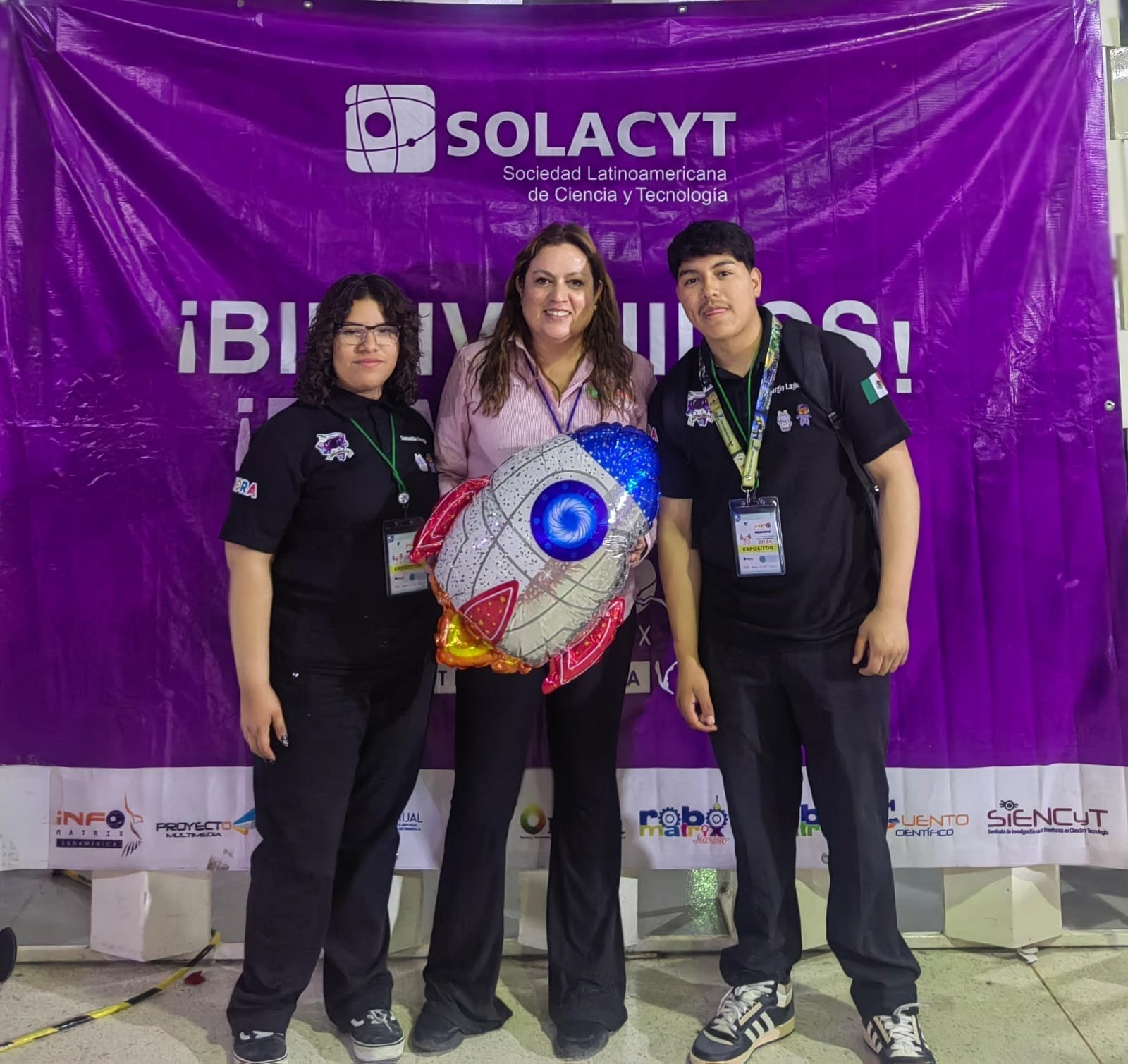 Ganan estudiantes del Cecytes medalla de plata en concurso