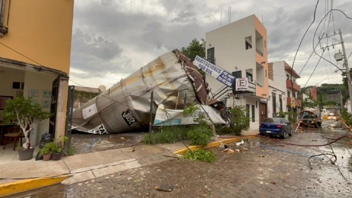 DEJA CINCO MUERTOS Y HERIDOS FUERTE EXPLOSIÓN EN FÁBRICA TEQUILERA