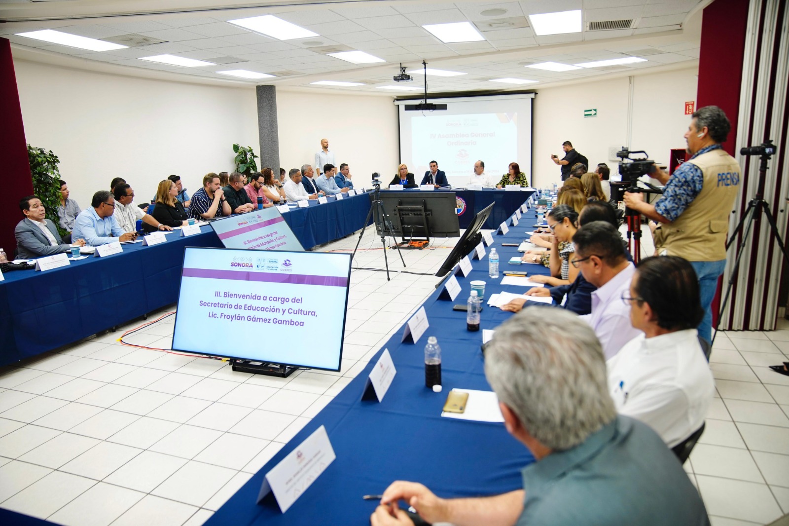 Buscan preparar a mejores profesionistas en universidades de Sonora