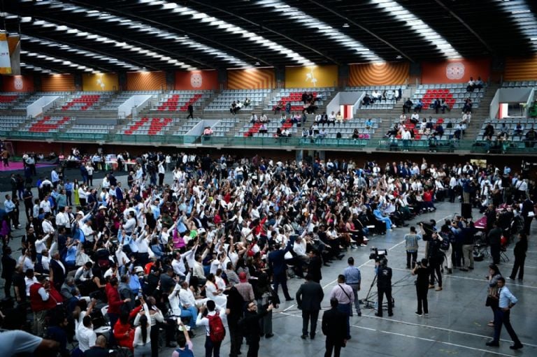 ESTRENA MORENA APLANADORA Y SUS DIPUTADOS APRUEBAN LA REFORMA JUDICIAL