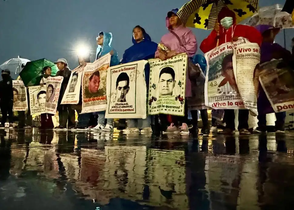 “SEGUIREMOS NUESTRA LUCHA”: PADRES DE LOS 43 DESAPARECIDOS DE AYOTZINAPA