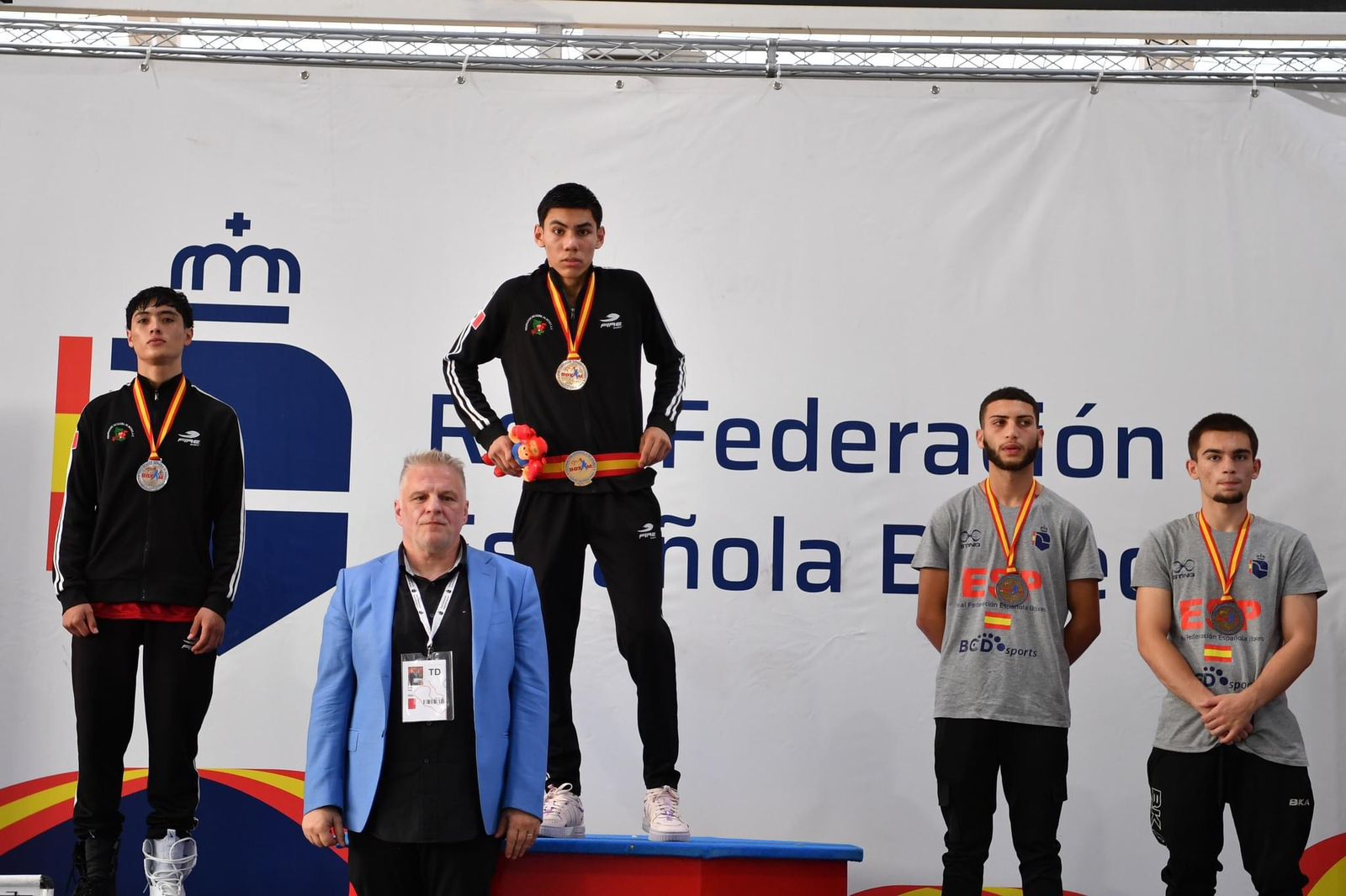 Se proclama alumno del Cobach-Sonora campeón en box