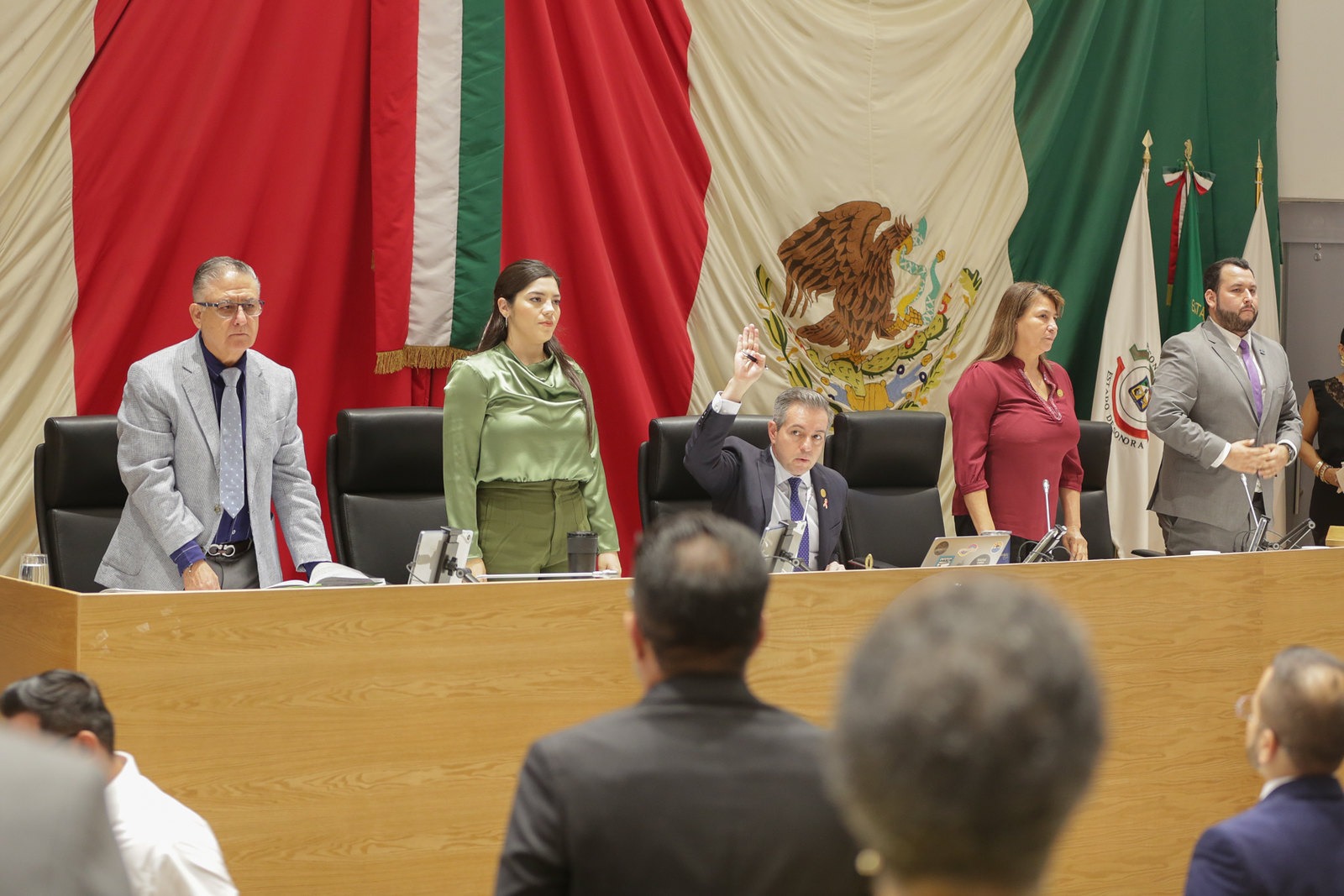 Analiza congreso sonorense iniciativas sobre agua potable, administración municipal y candidaturas no registradas