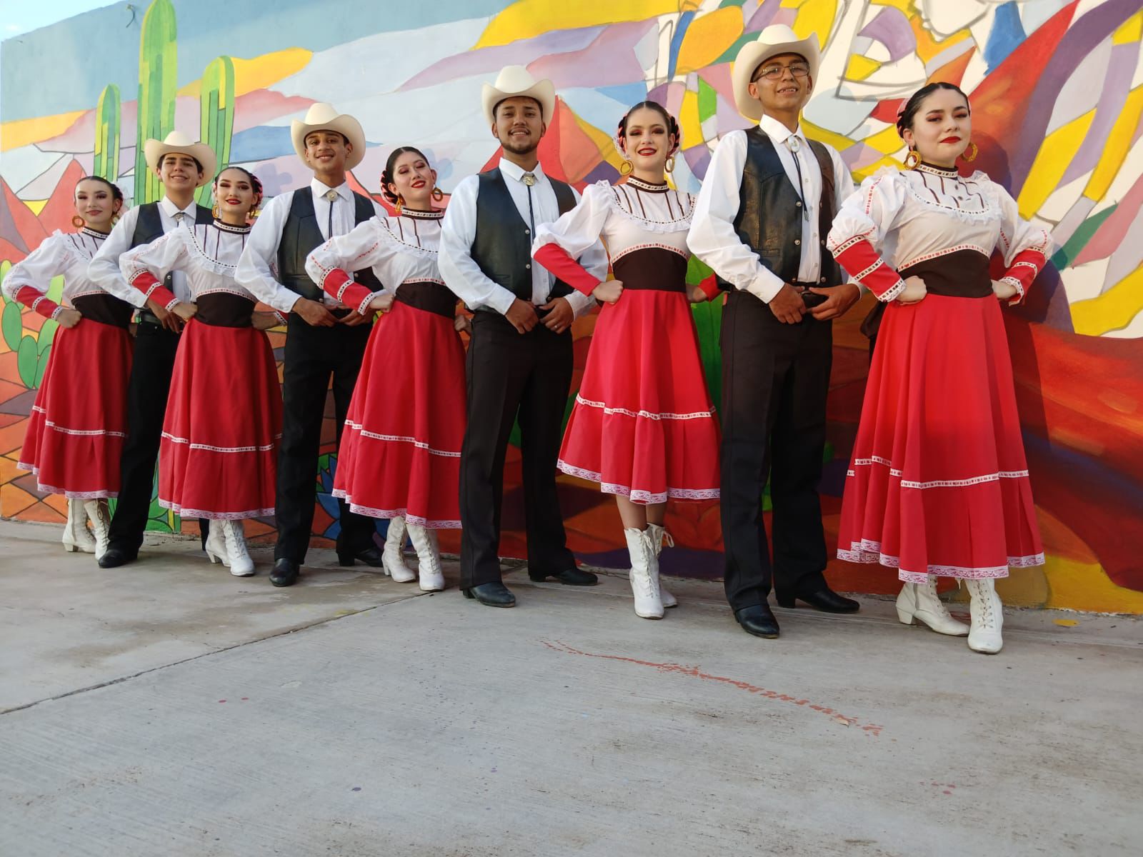 REPRESENTARÁN A MÉXICO JÓVENES DEL COBACH-SONORA EN FESTIVAL FOLKLÓRICO DE ECUADOR