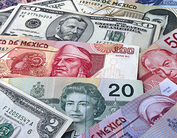 Se deprecia el peso a niveles de septiembre del 2022