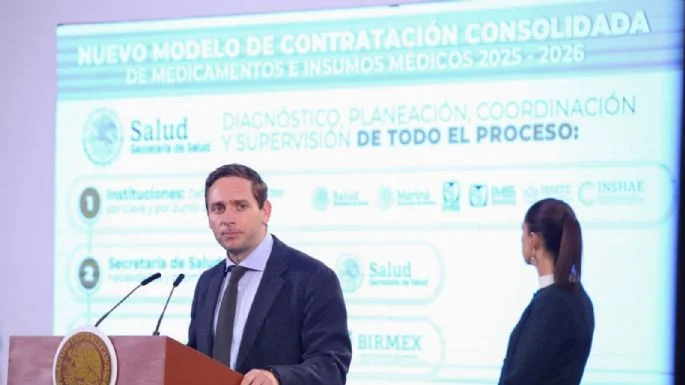 ACUERDAN GOBIERNO Y FARMACÉUTICAS EVITAR PRÁCTICAS INDEBIDAS EN ADQUISICIÓN DE MEDICAMENTOS