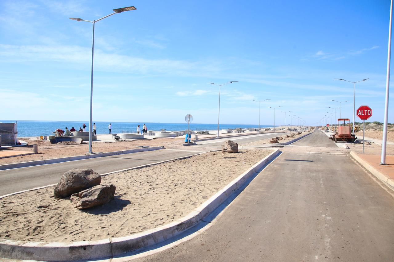 Avanza construcción del malecón en Huatabampito