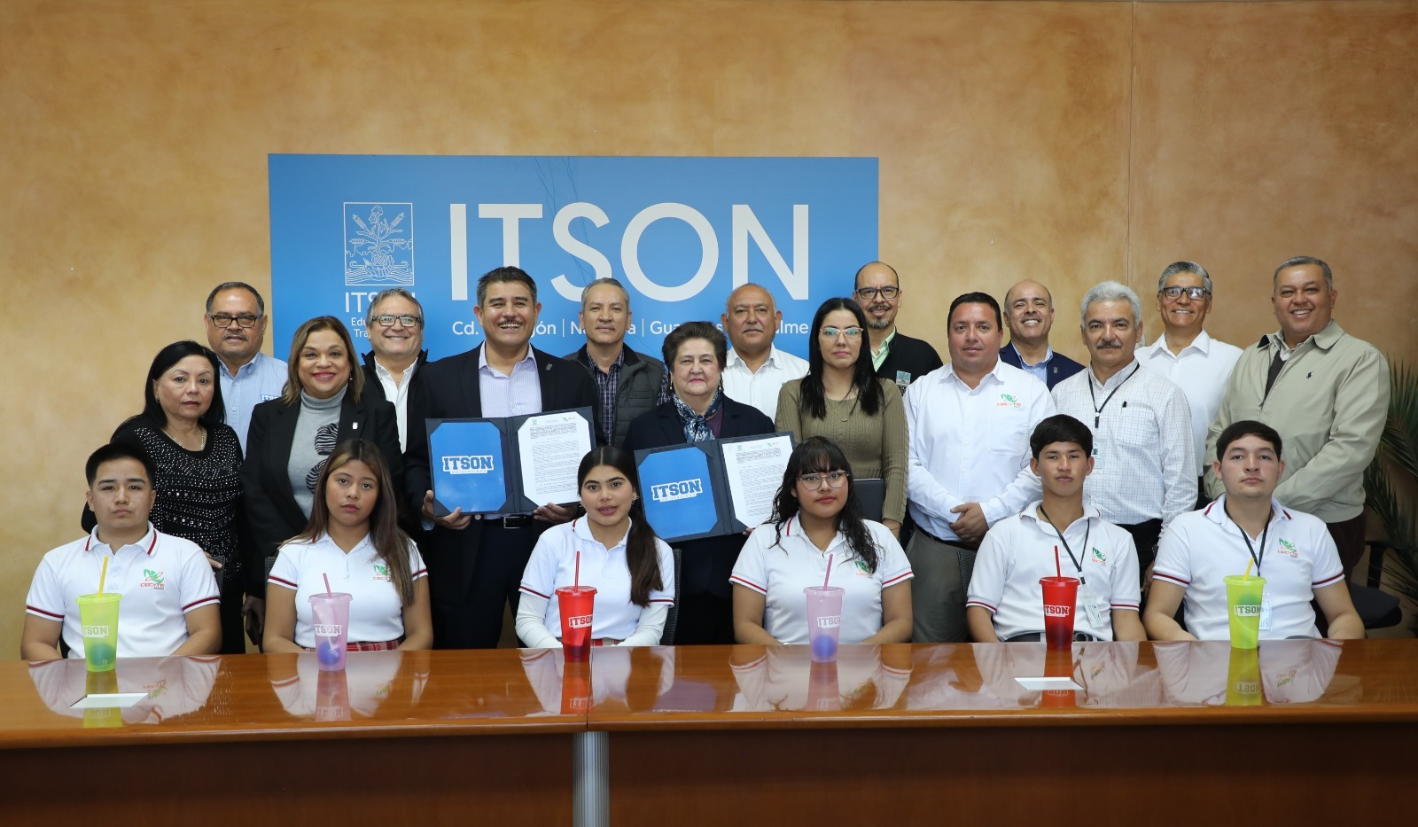 Firman convenio Cecytes e Itson a favor de alumnos