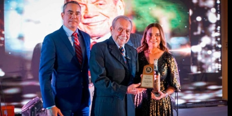 DEDICACIÓN Y CONSTANCIA LA BASE DEL ÉXITO: ARTURO ORTEGA MOLINA