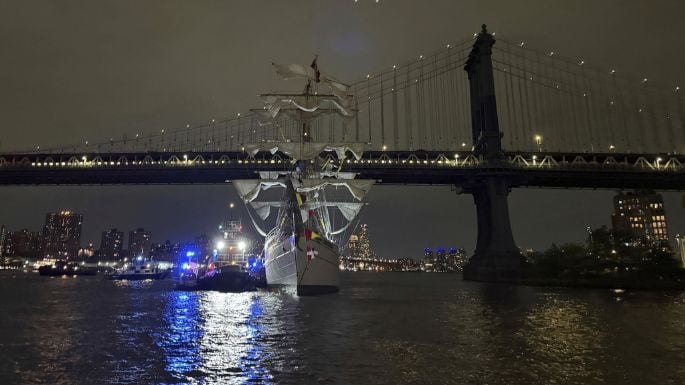 LAMENTA SHEINBAUM “USO POLÍTICO” DE CHOQUE DE BUQUE MEXICANO EN NUEVA YORK