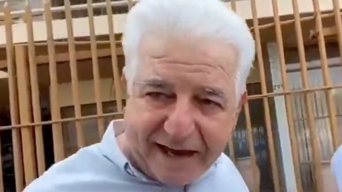 Abuchean a hermano de AMLO en Tabasco