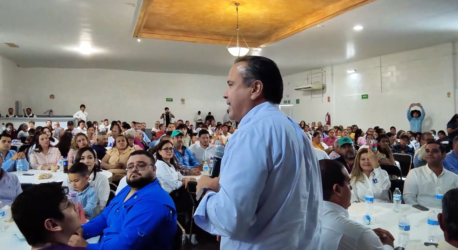 El Zancudo/Arturo Soto Munguía