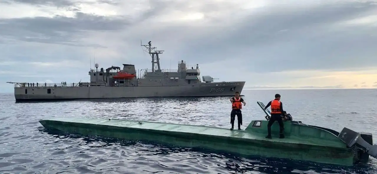 Decomisan 3.5 tons. de cocaína escondida en sumergible