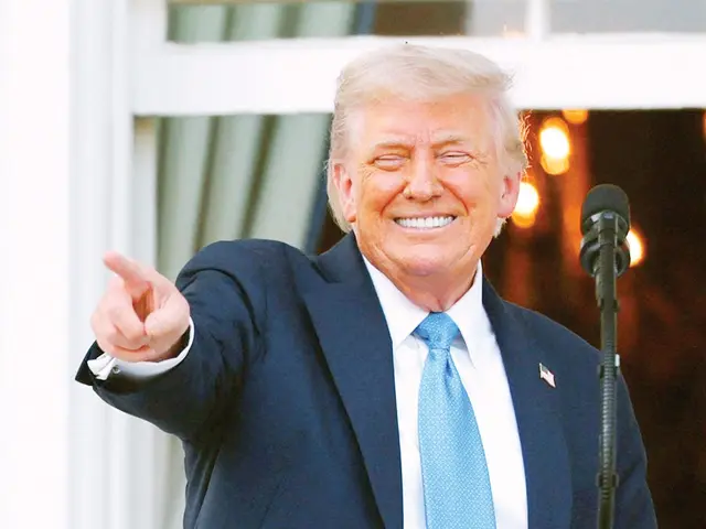 CIERRA TRUMP LA PUERTA DE EU A CIUDADANOS DE 19 PAÍSES A PARTIR DE ESTE PRÓXIMO LUNES