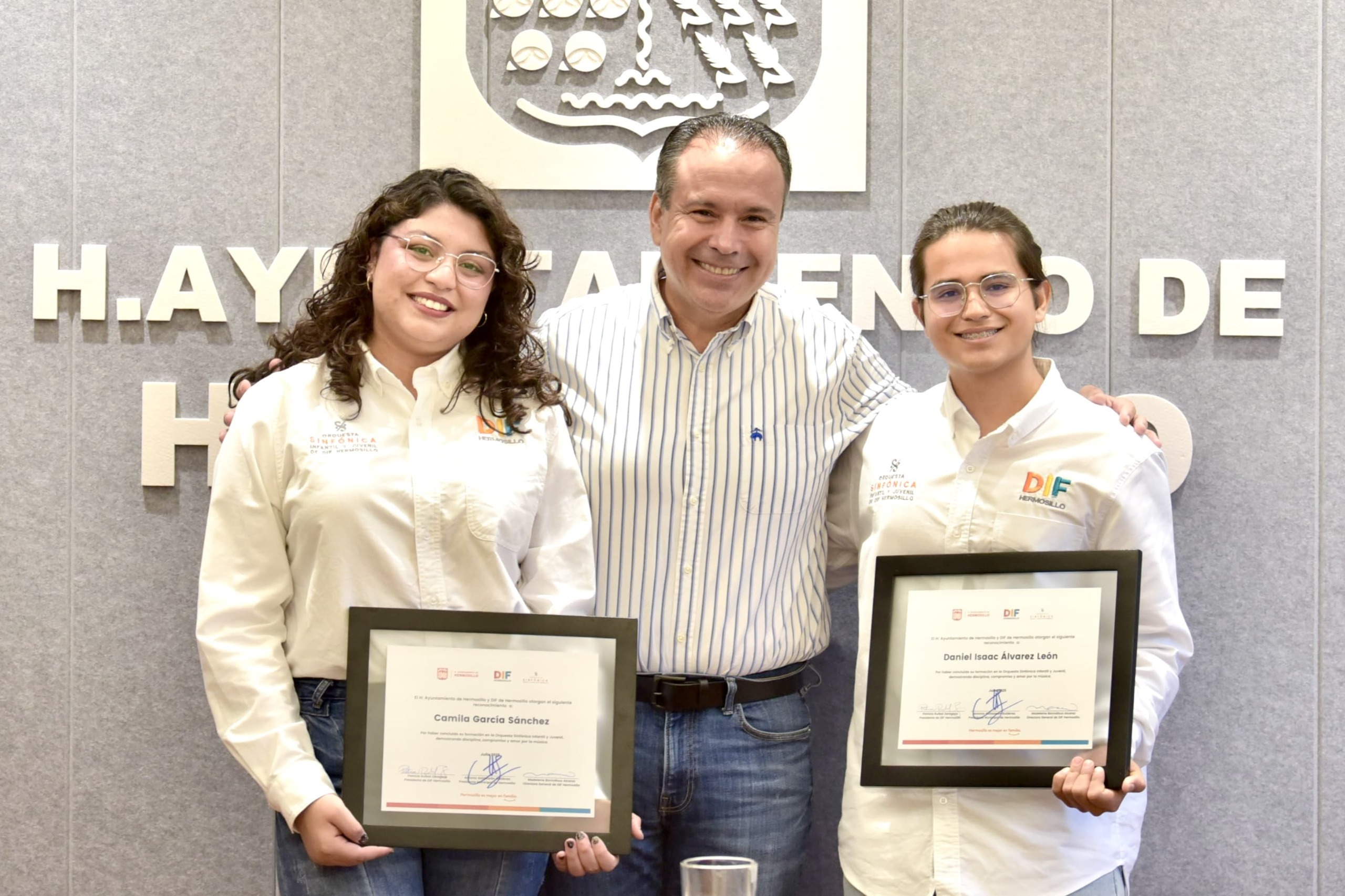 Reconocen a jóvenes de la Orquesta del DIF Hermosillo