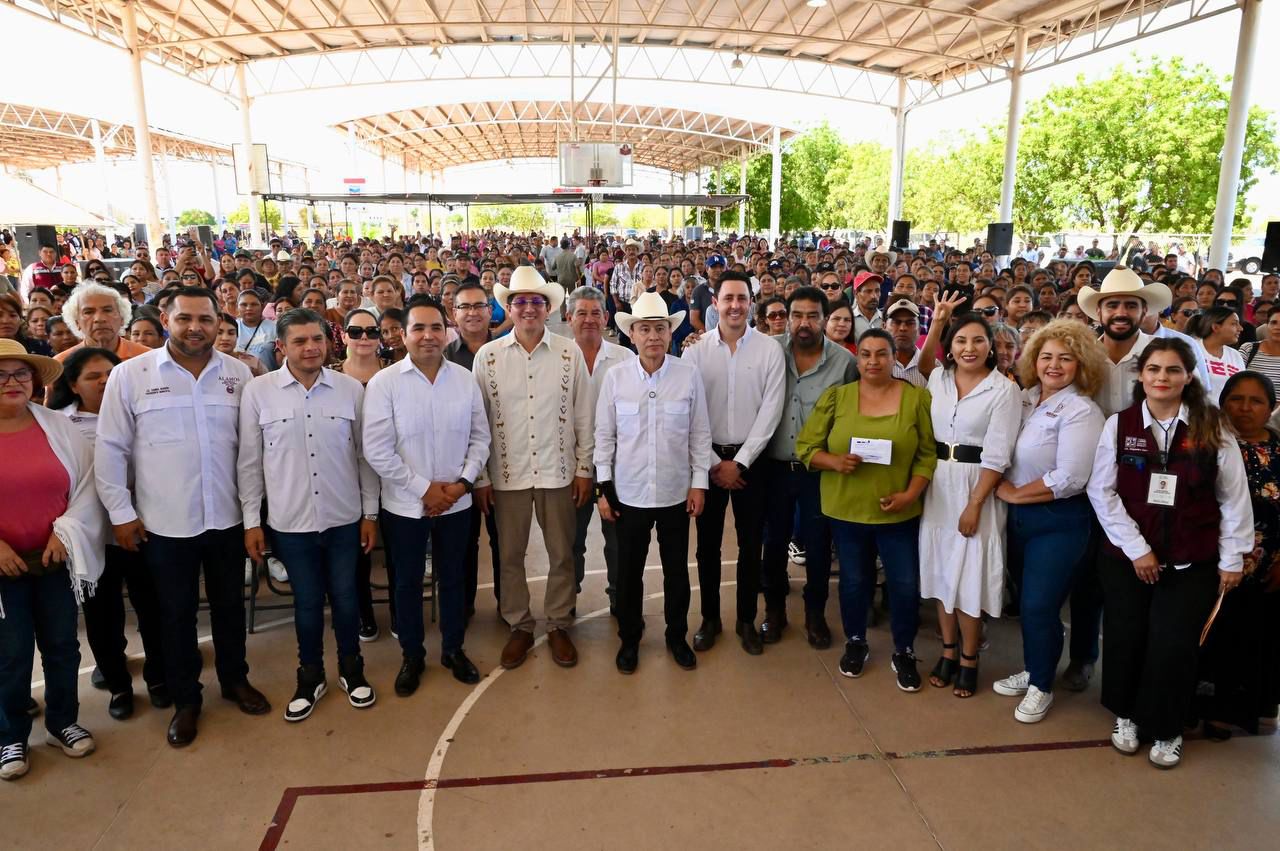 Entrega Gobernador Durazo apoyo a familias del sur de Sonora