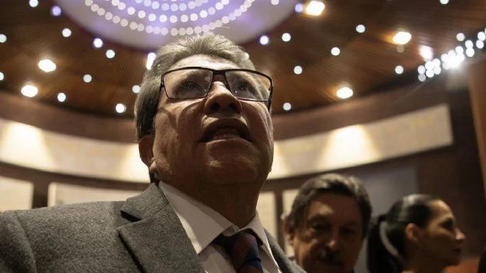 Recula Monreal y apoya propuesta electoral de Sheinbaum