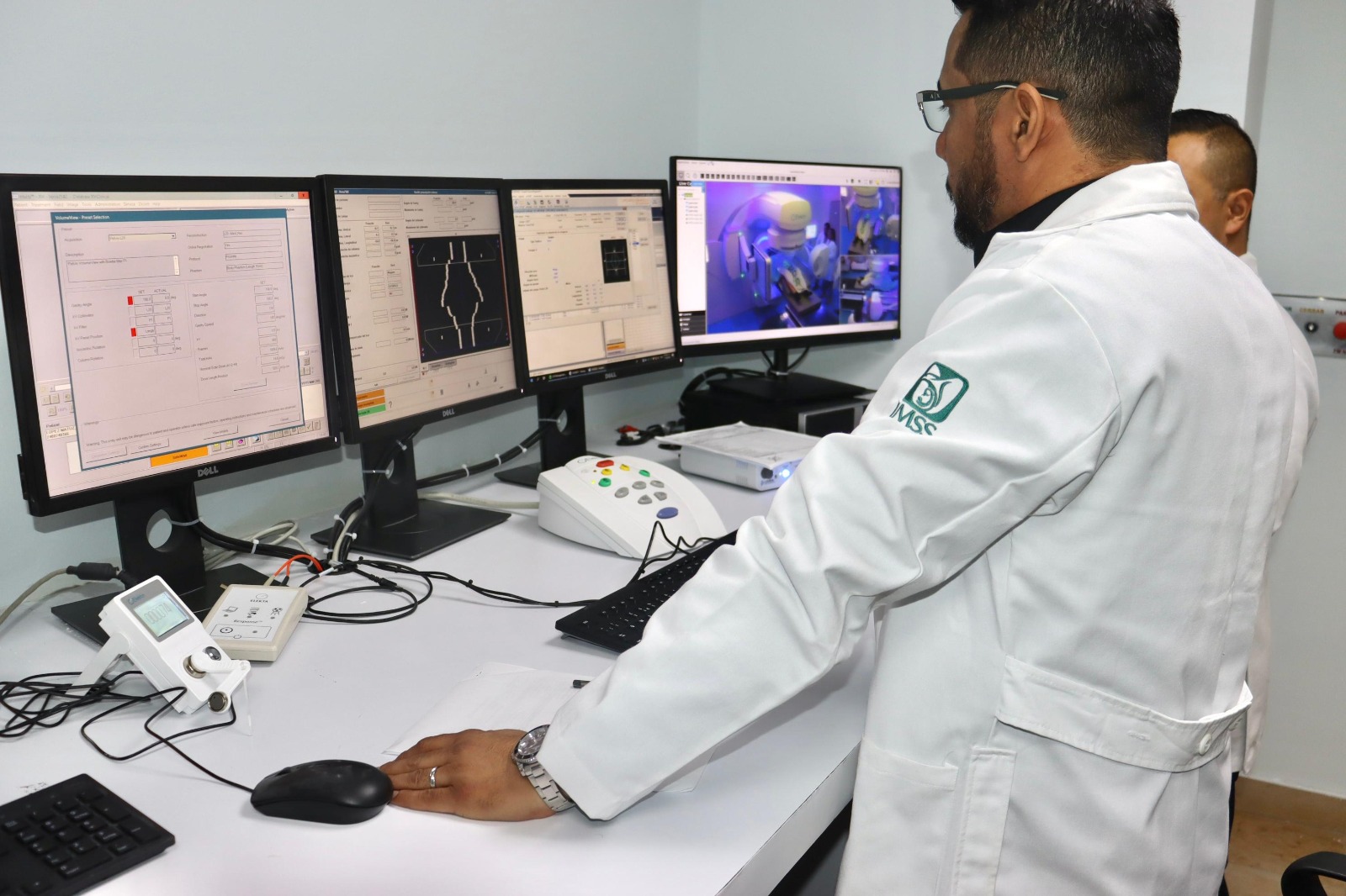 PONE EN MARCHA IMSS SONORA MODERNO ACELERADOR LINEAL PARA TRATAMIENTO DE CÁNCER