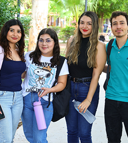 Inician clases miles de jóvenes en la Universidad de Sonora