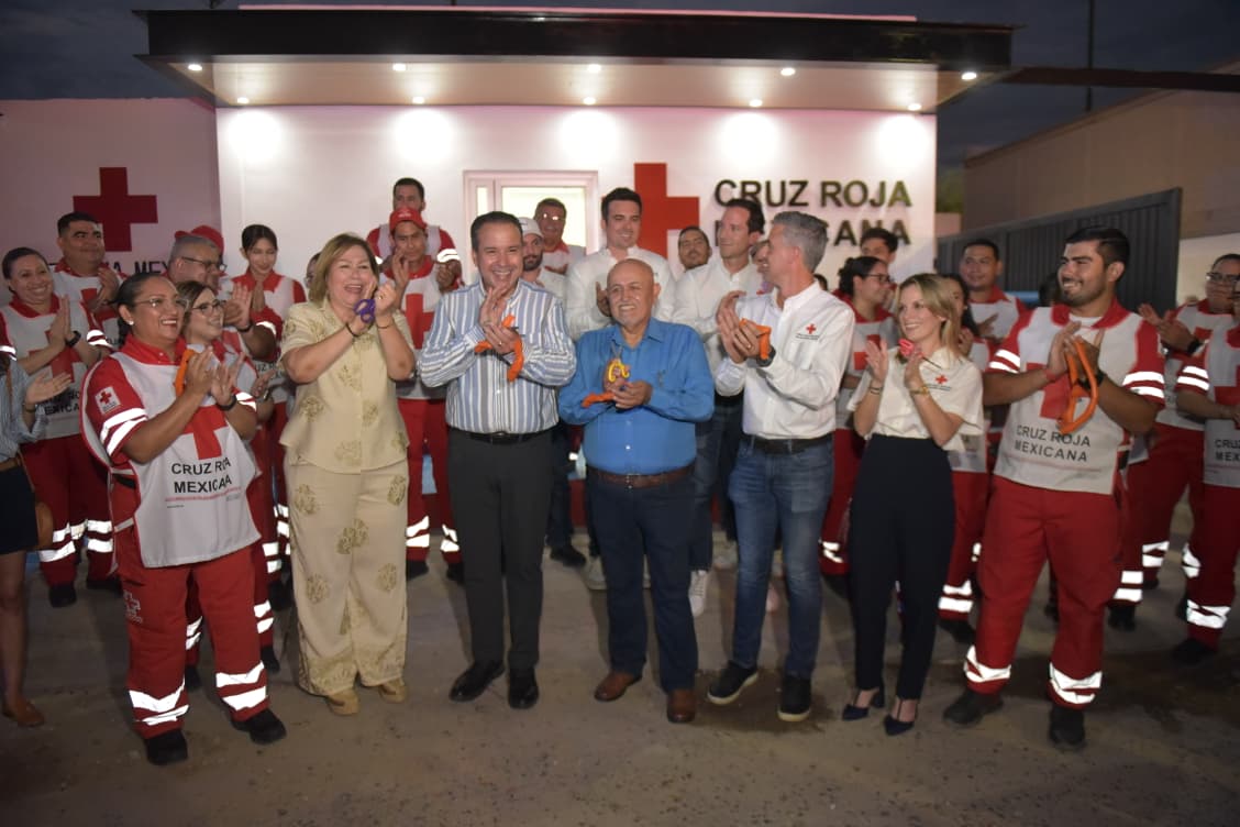 Entrega Toño Astiazarán rehabilitación de Base Sur Cruz Roja