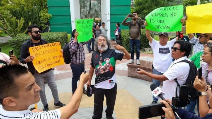 Protestan reporteros guerrerenses por intento de censura a un medio