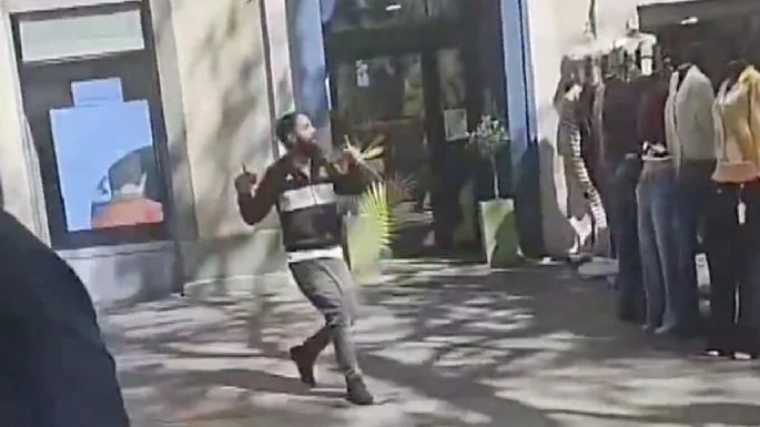 Es abatido por la policía atacante que hirió a cinco personas