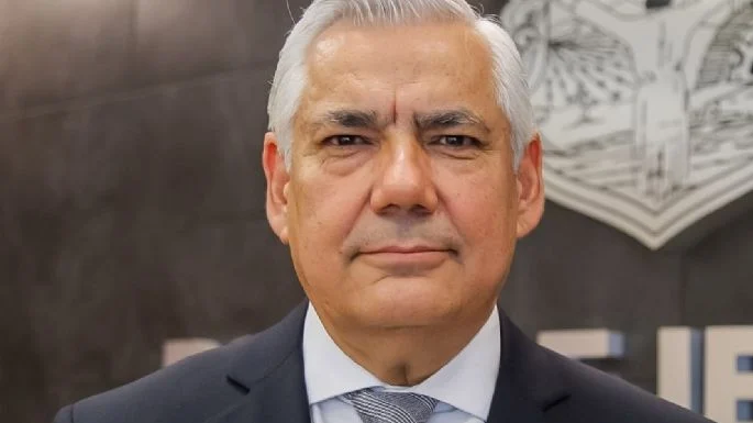 Roban dinero y relojes de lujo en casa de funcionario de BC