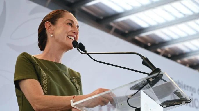 ASEGURA SHEINBAUM QUE AMLO NUNCA PODRÁ SER CALUMNIADO; “SE QUEDÓ EN EL CORAZÓN DEL PUEBLO DE MÉXICO”, DICE