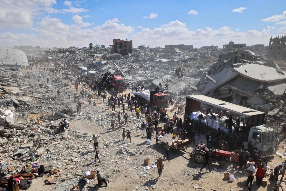 Entran camiones con ayuda humanitaria a la franja de Gaza