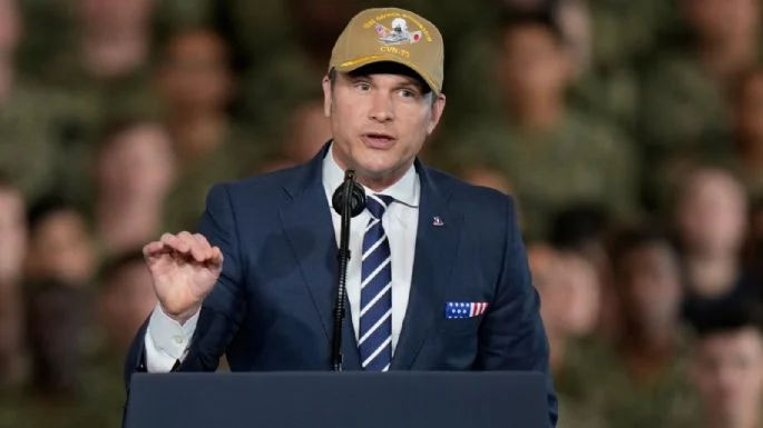 Ataca EU otras cuatro narcolanchas; mueren 14 personas