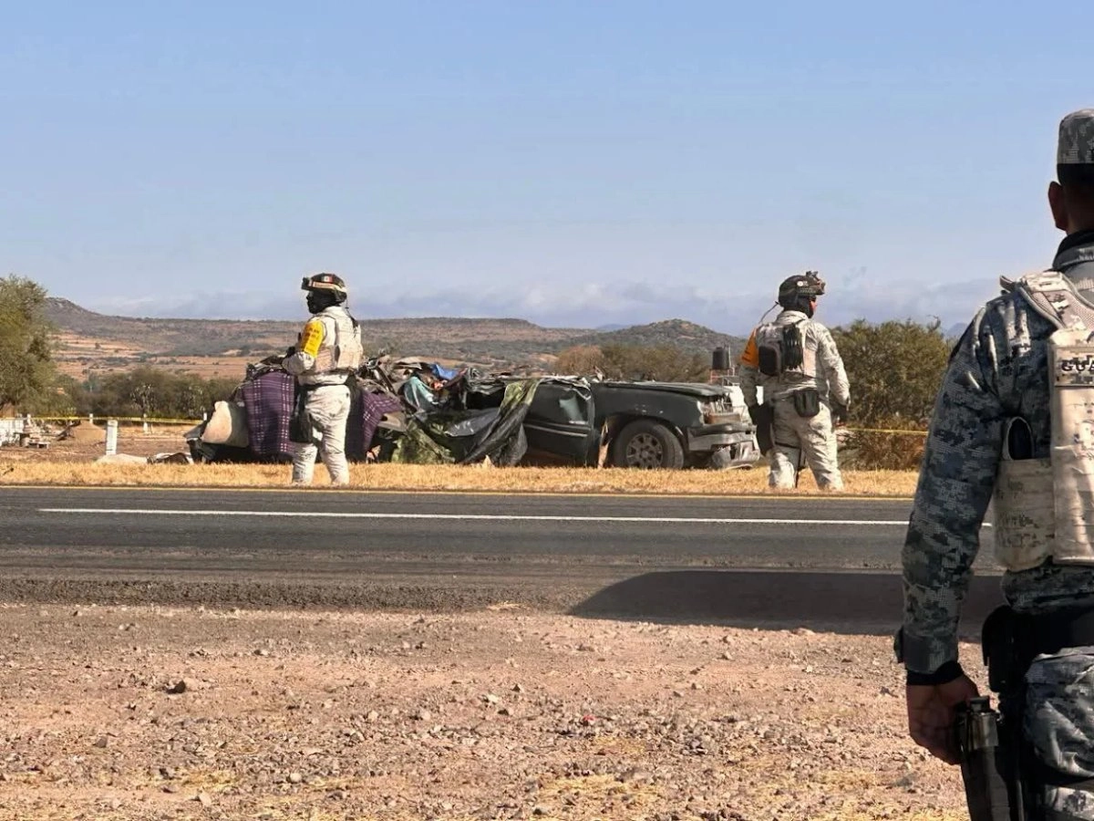 Fallecen jornaleros agrícolas en accidente carretero Fallecen jornaleros agrícolas en accidente carretero