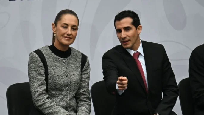 Felicita Sheinbaum a Rommel Pacheco a pesar de irregularidades