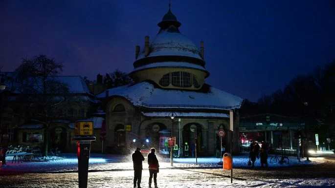 Deja grupo de izquierda sin luz a miles de hogares en Alemania