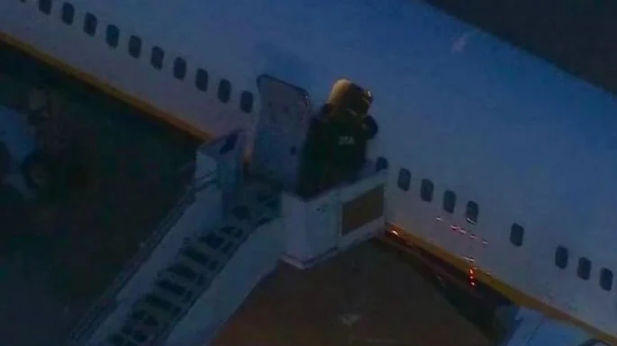 Llega avión a Nueva York con Nicolás Maduro a bordo