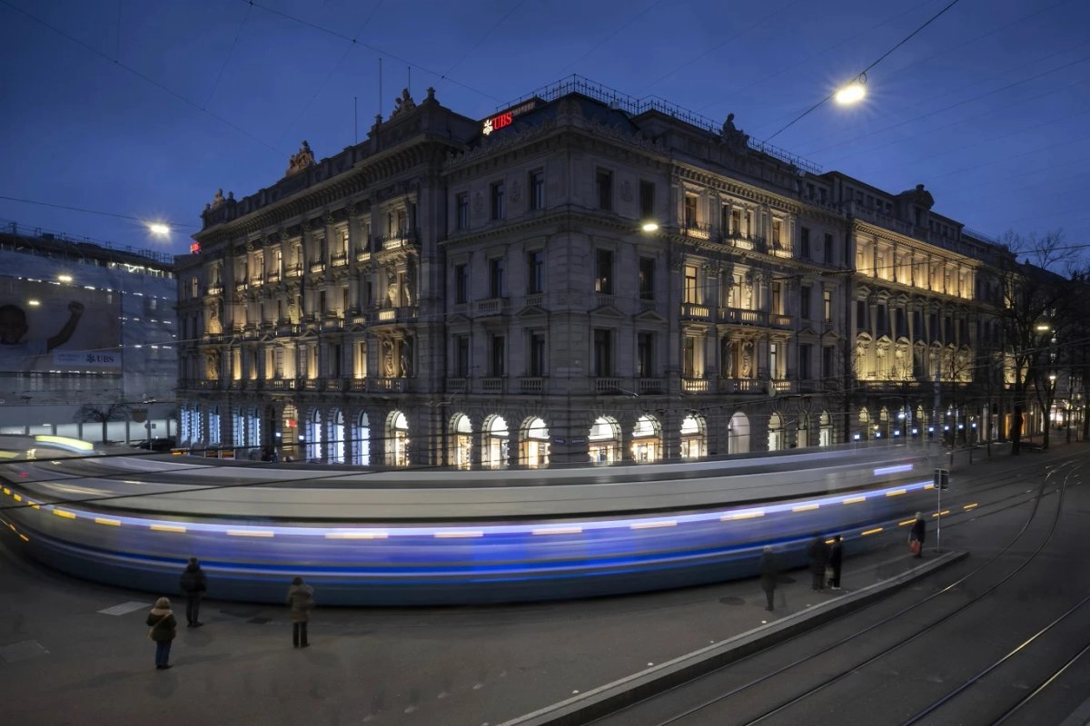 Congelan bancos de Suiza cuentas de Maduro y allegados