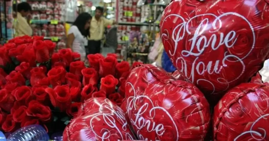 Prevé comercio aumento moderado en ventas por 14