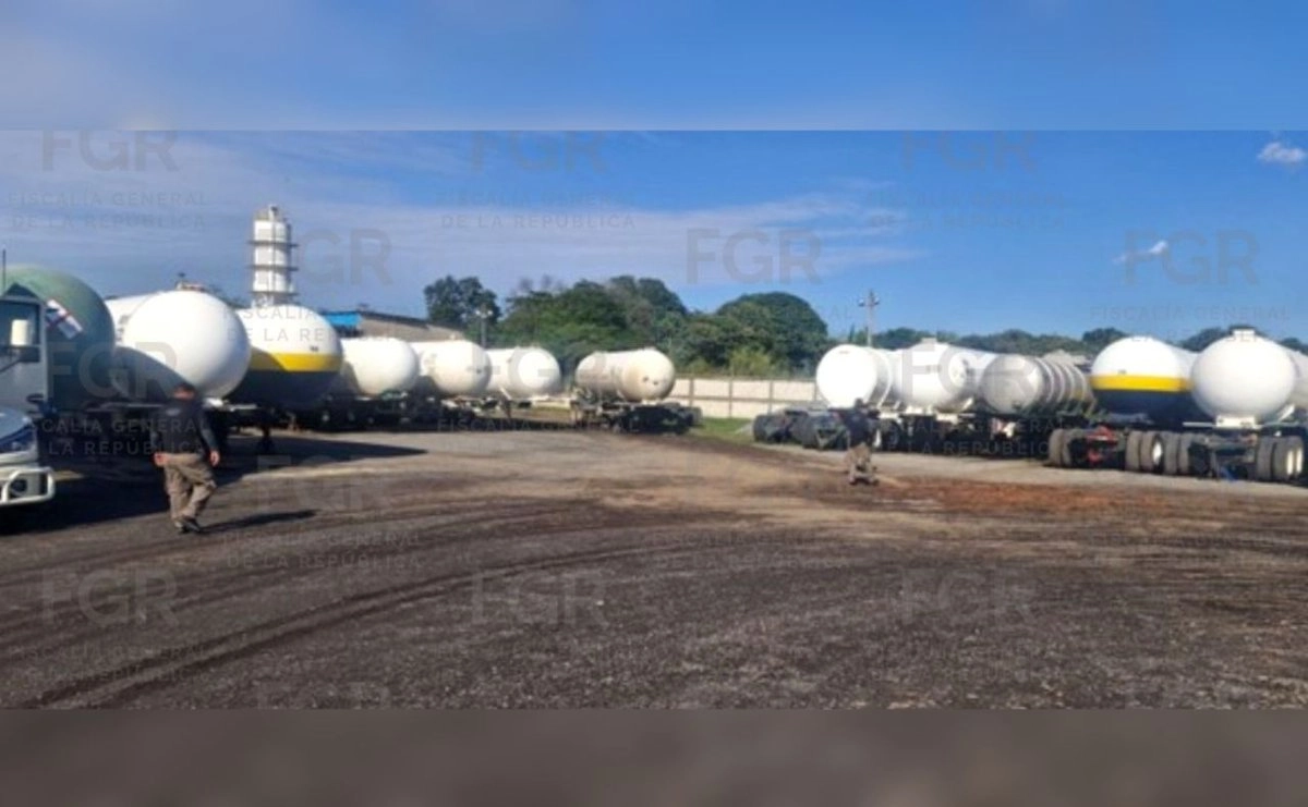 ASEGURAN 149 VEHÍCULOS Y 82 MIL LITROS DE HUACHICOL EN CUATRO CATEOS