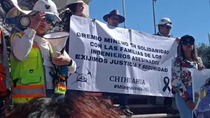 SE MANIFIESTAN MINEROS A NIVEL NACIONAL PARA EXIGIR SEGURIDAD PARA EL GREMIO