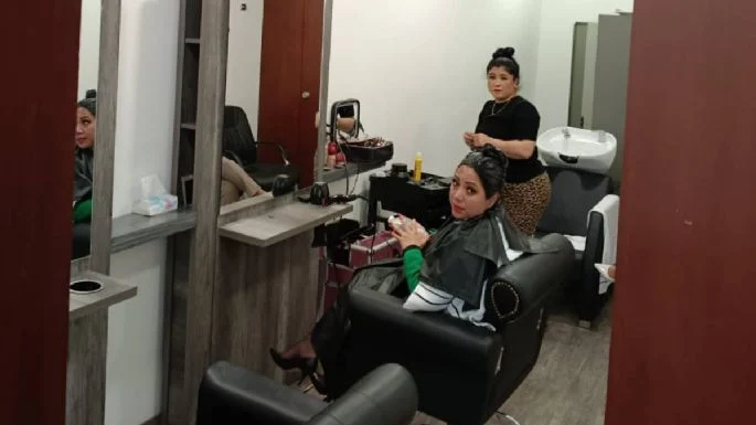 “DESCUBREN” SALÓN DE BELLEZA EN INSTALACIONES DEL SENADO DE LA REPÚBLICA