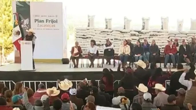 Abuchean a gobernador Monreal en evento de Sheinbaum Abuchean a gobernador Monreal en evento de Sheinbaum