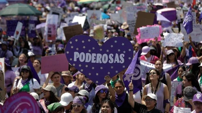 SALEN A LA CALLE MILES DE MUJERES EN TODO EL PAÍS PARA PROTESTAR POR INSEGURIDAD Y DISCRIMINACIÓN