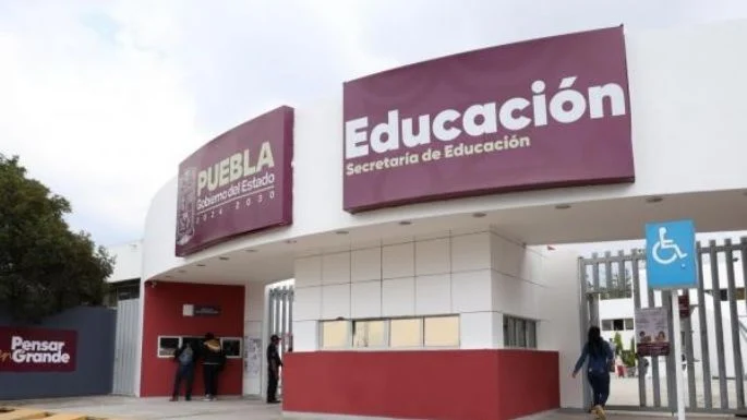 Denuncian docentes falta de pago por seis quincenas Denuncian docentes falta de pago por seis quincenas