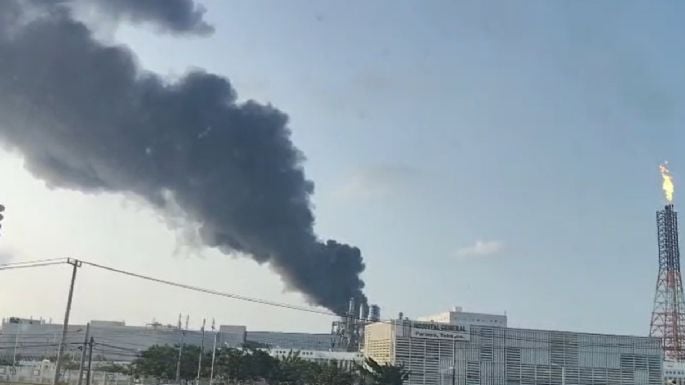 Registra refinería Dos Bocas otro incendio Registra refinería Dos Bocas otro incendio