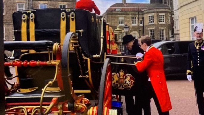 LANZA ACTIVISTA CRÍTICAS CONTRA GERTZ MANERO TRAS CIRCULAR IMÁGENES DEL EXFISCAL EN LONDRES